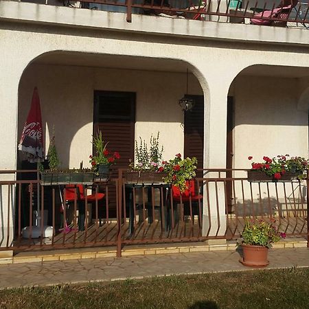 Ljubica Apartment Zbandaj Luaran gambar