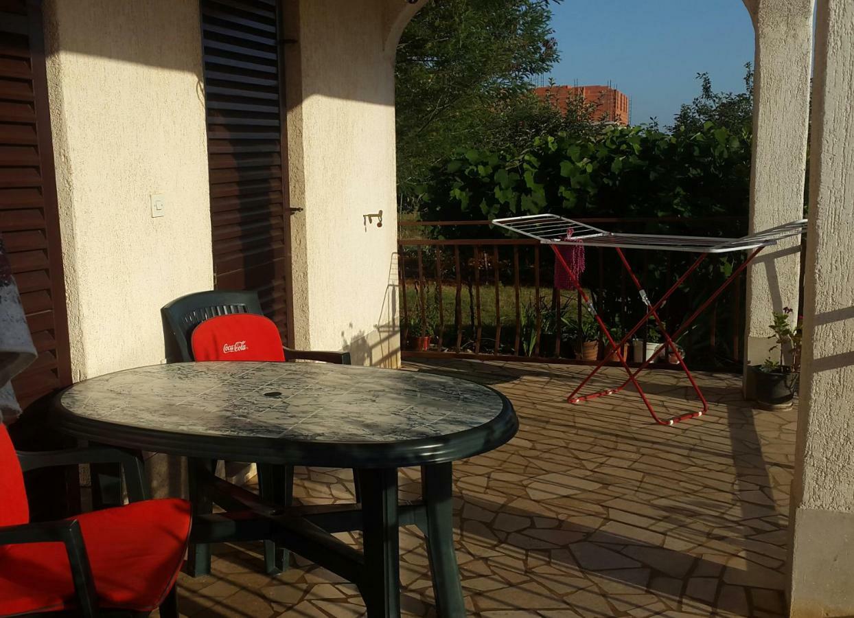 Ljubica Apartment Zbandaj Luaran gambar